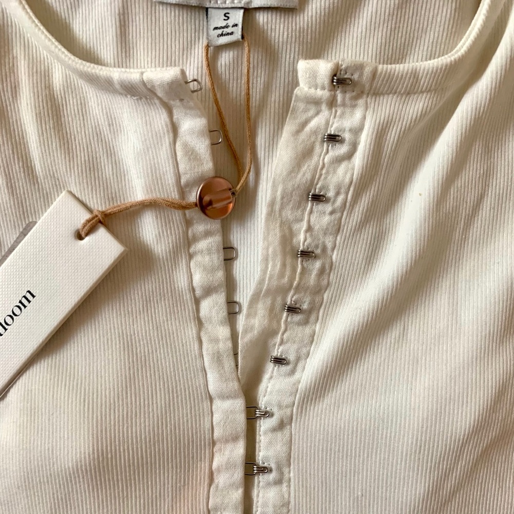 Heartloom White Long Sleeve